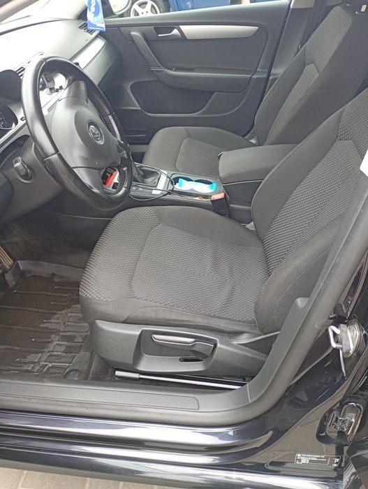 Volkswagen Passat B7  1.6TDI