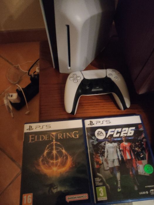 Ps5 1 TB versão discos nova c Eafc 26 e outro jogo comprada  a 7/10/25