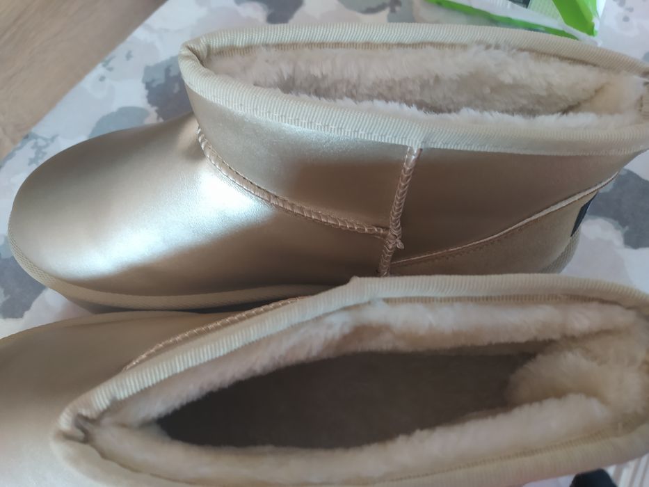 Sprzedam śniegowce  damskie