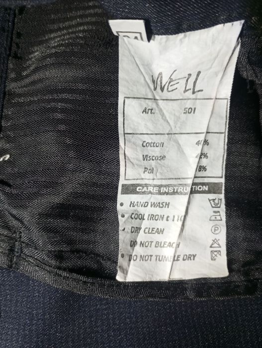 Продам костюм классика