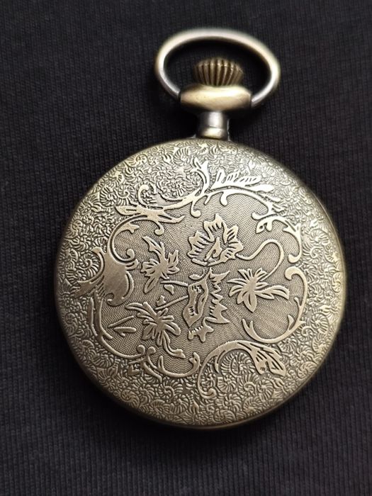 Tani zegarek na specjalne okazje