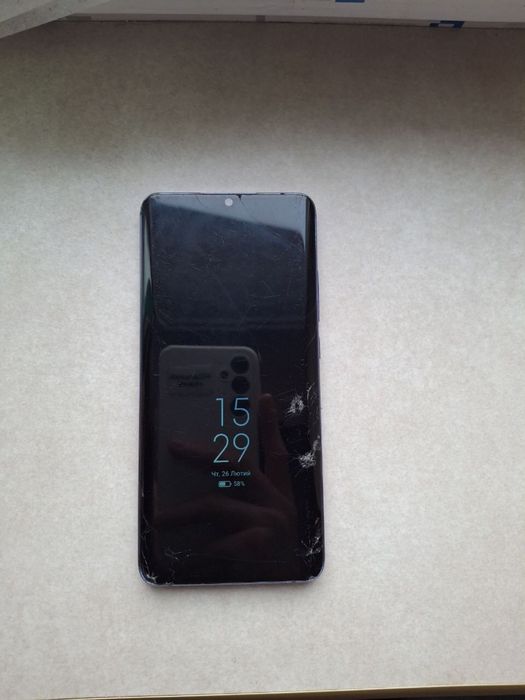 Обміняю два телефона на один