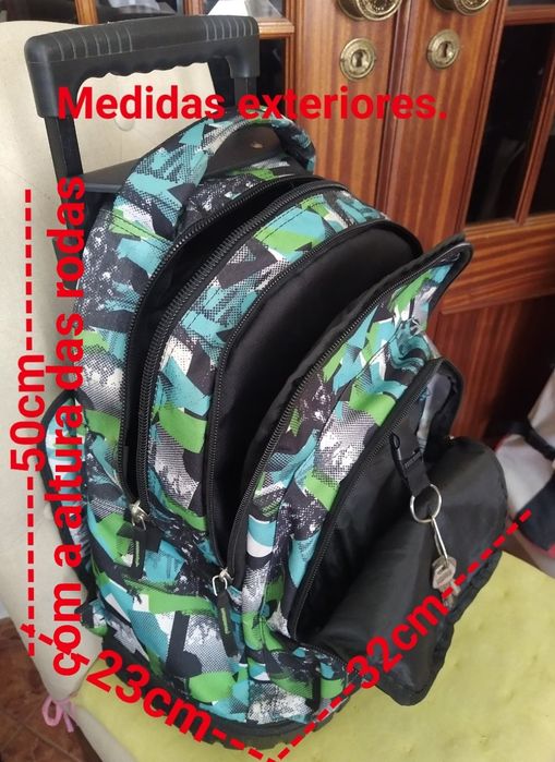 Mochila escolar para criança escola casa quarto apartamento vivenda.