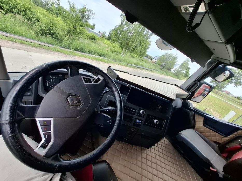 Renault Gama T 2016 460 low deck (mega)