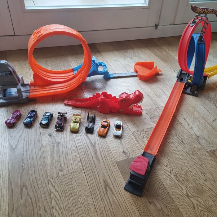 Super tory Hot Wheels