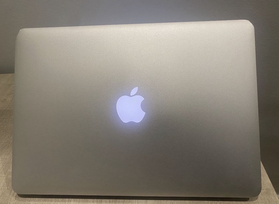 Macbook air 13 Polegadas late 2015 NVME