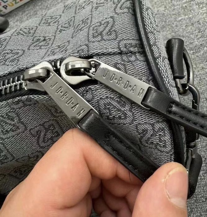 Дорожня сумка Air Jordan Monogram Duffle Bag темно-сіра ОРИГІНАЛ