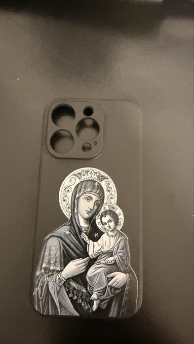 Чехол на iPhone 14 Pro