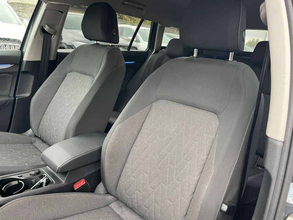 Volkswagen Golf LED Auto. Podgrzewanie Kamera Virtual cockpit