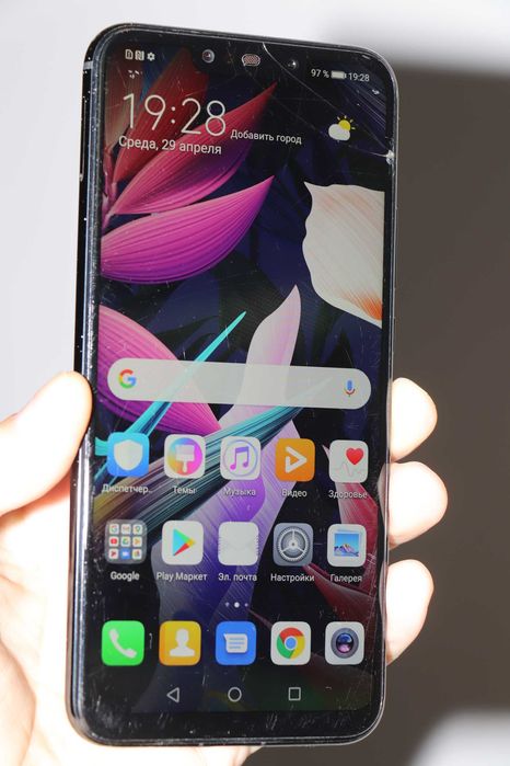 Huawei Mate 20 Lite 4/64Gb Dual Sim Black, Є тріщини на сенсорі!