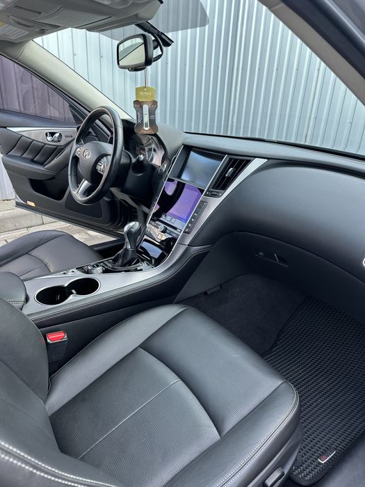 Infiniti q50 2,2d