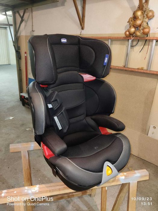 Cadeira Chicco Oasys 2-3 FixPlus EVO Como Nova