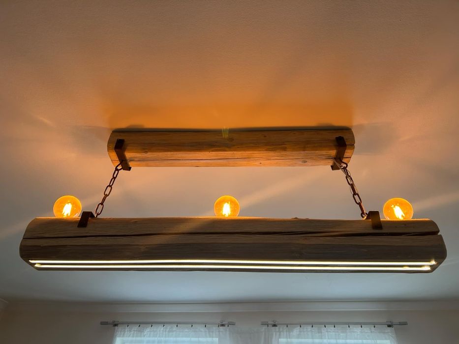 Drewniana lampa wisząca z belki LOFT. INDUSTRIAL