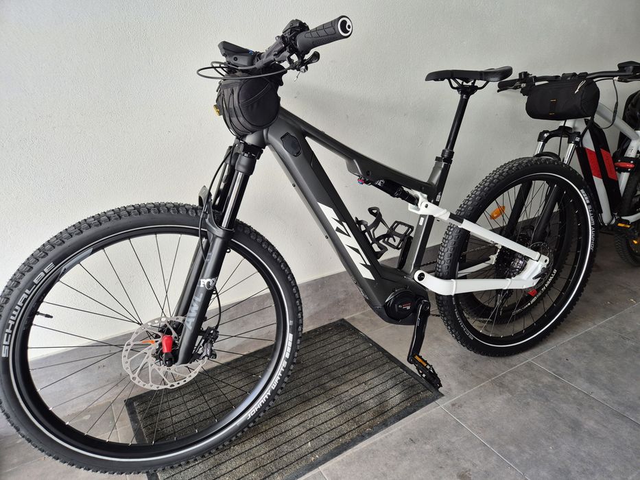 Bicicleta BTT elétrica