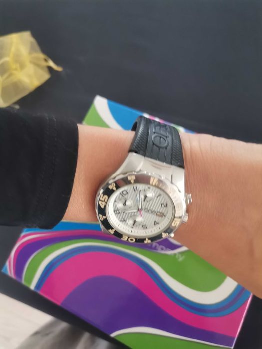 Relógio One super bom estado