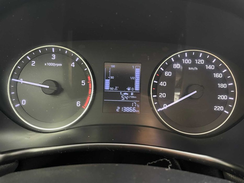 Hyundai i20 econômico