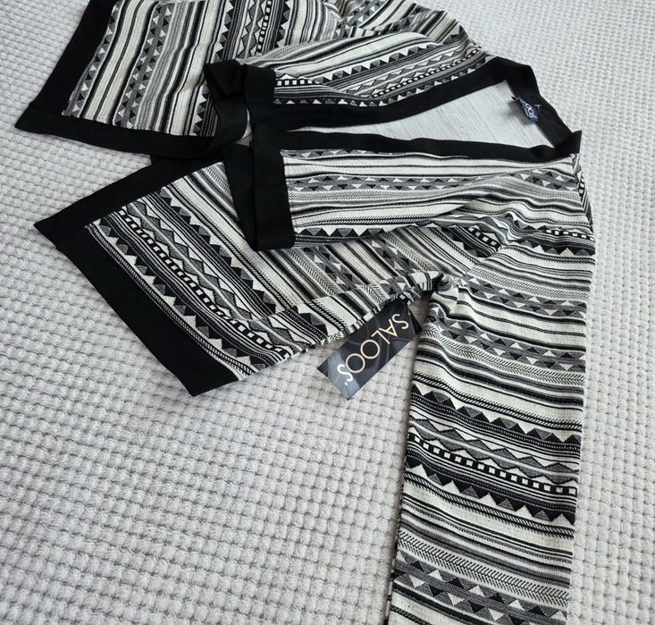 Nowy kardigan damski niezapinany asymetryczny print plus size