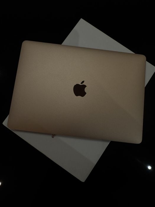 MacBook Air 13” 2019 Gold | i5 | 8GB RAM
