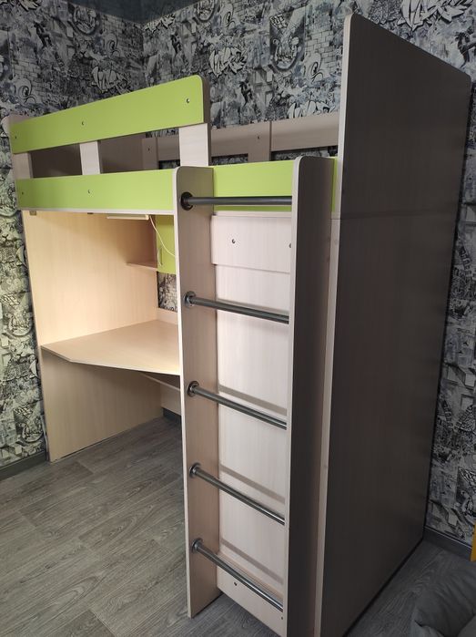 Продам кровать чердак