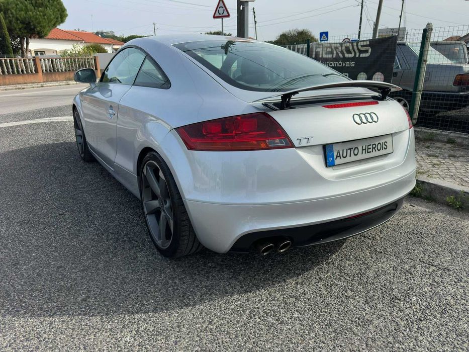Audi TT 2.0 TFSI S-line