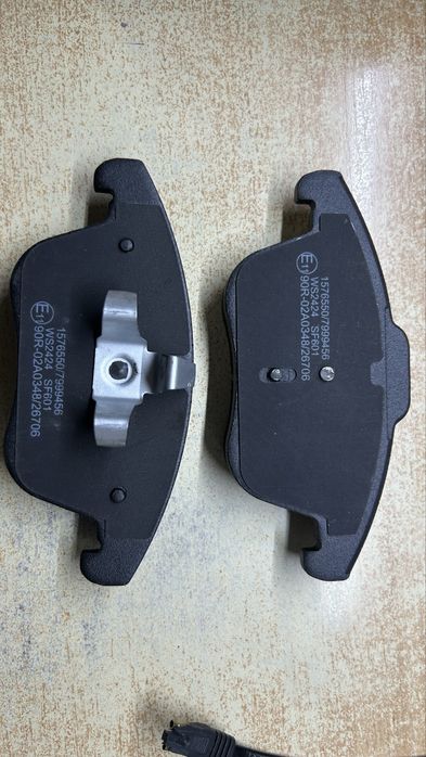 Передные колодки