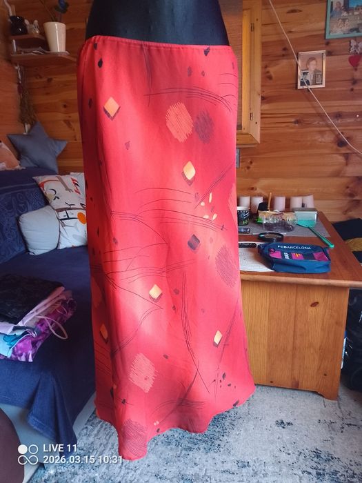 Spódnica damska z elastycznym pasem  44 cm