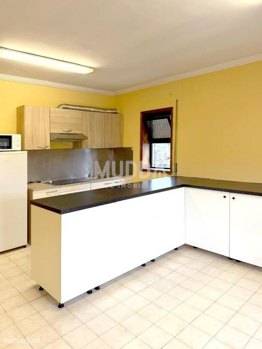 Apartamento T2 em Arrifana