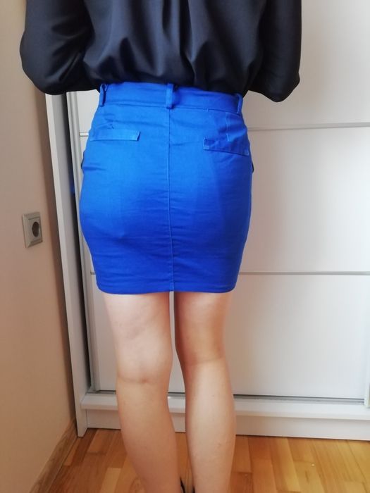 Niebieska dopasowana spódnica s