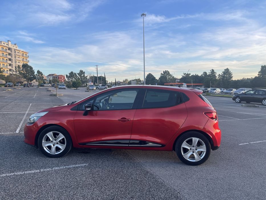Renault Clio 1.5 dCi Luxe – 2015 – 76.897 km