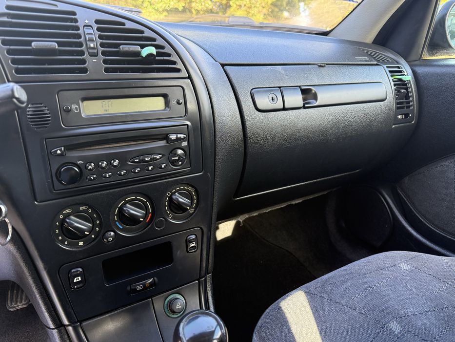 Citroen Xsara 1.4i. -01