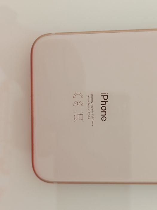 iPhone 8 Plus Branco e Rosa Gold de 64GB bom estado