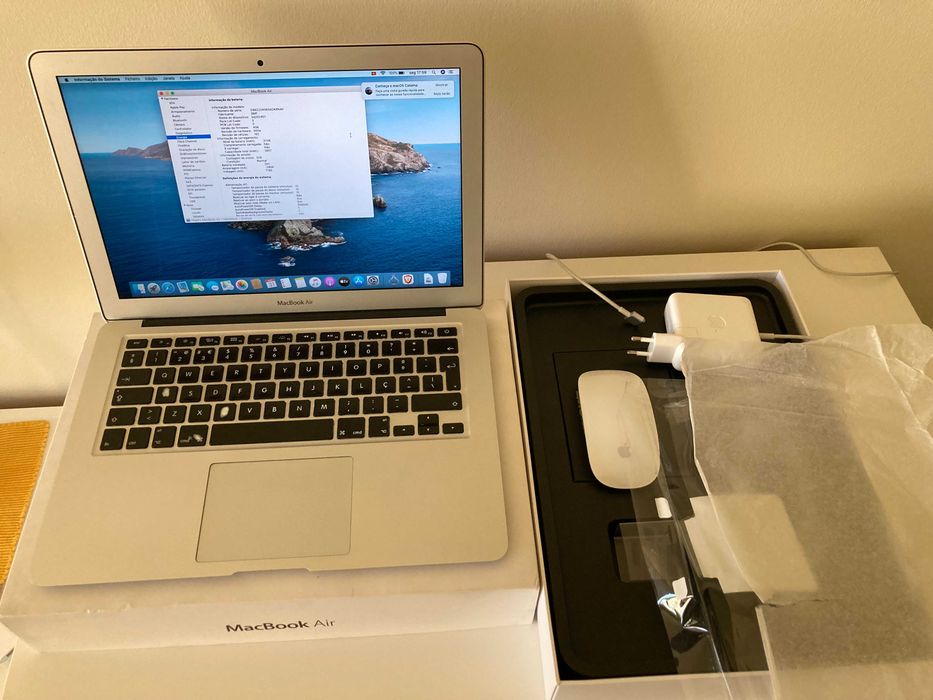 Macbook Air Mid 2012 com Apple Mouse