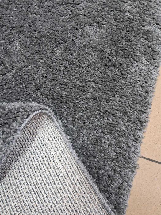 Ворсистий килим в графітовом кольрі