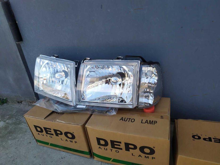 Фара,ліхтар фонарь фари FORD RANGER 11,02-11,06 форд рейнджер