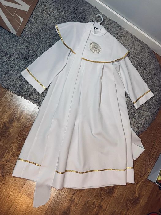 Piękna biała suknia komunijna sukienka komunijna dziewczynka