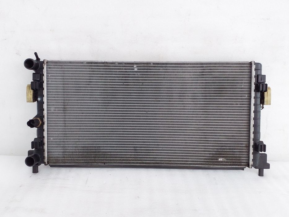 Radiador de água VOLKSWAGEN Polo (6R, 6C)
