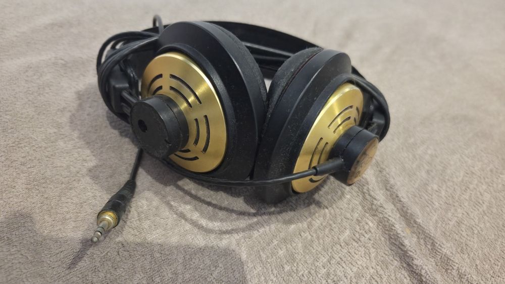 Słuchawki nauszne AKG 121 Studio