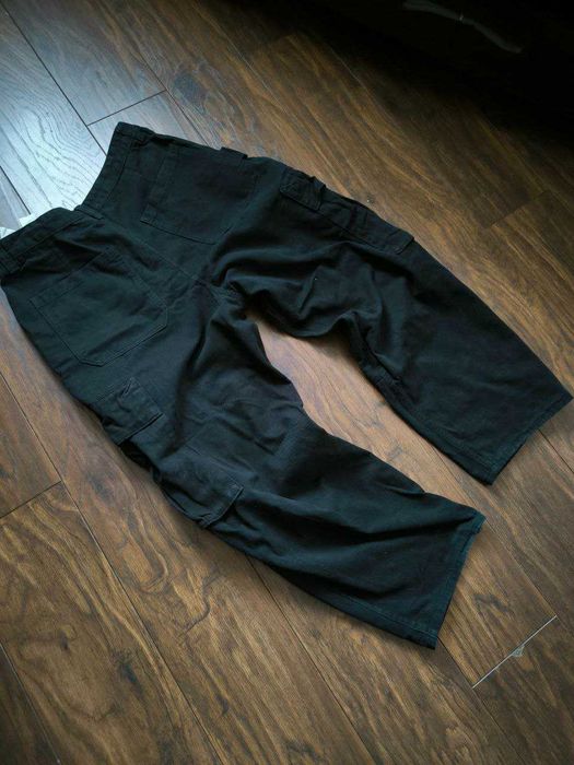 Szerokie spodnie skate style