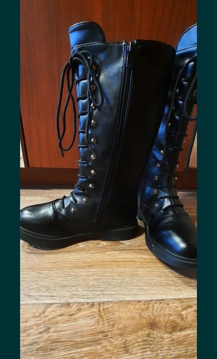 Демисезонные сапожки на девочку