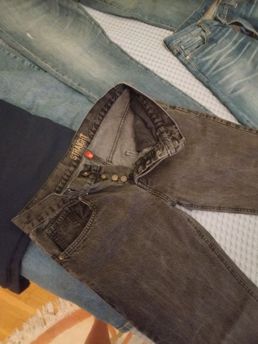 Джинсы Colin`s на 14-15 лет, джинсы Levis 504 на рост до 175 см, джинсы Hero размер 46-48, рост 30-32