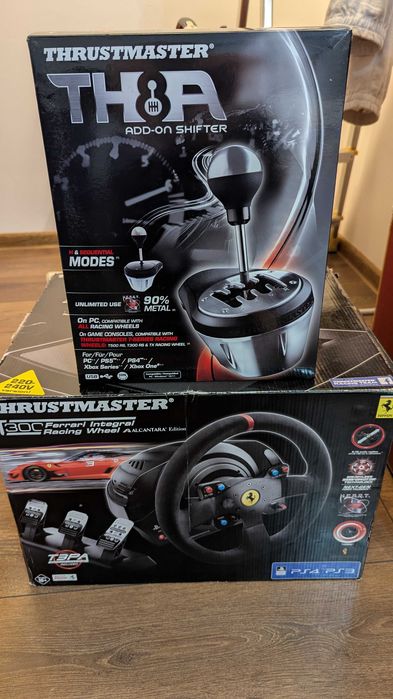 Thrustmacter t300 Ferrari + shifter th8a