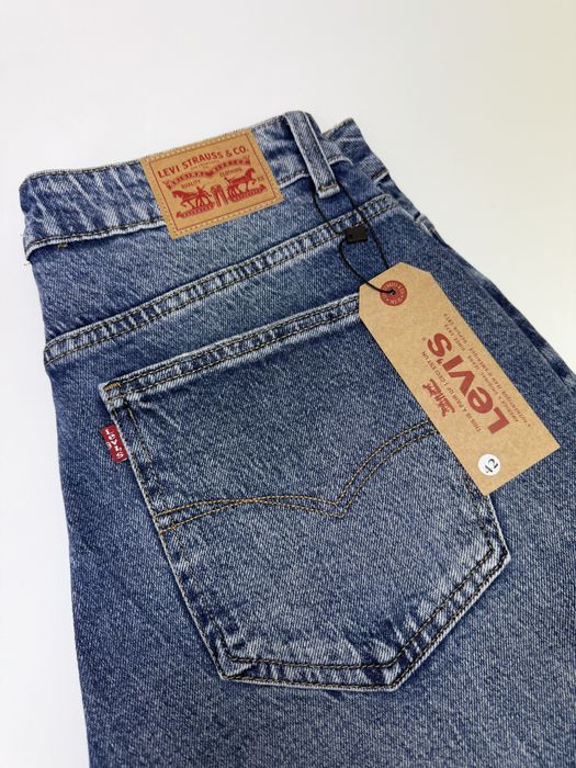Calca levis mom fit nova
