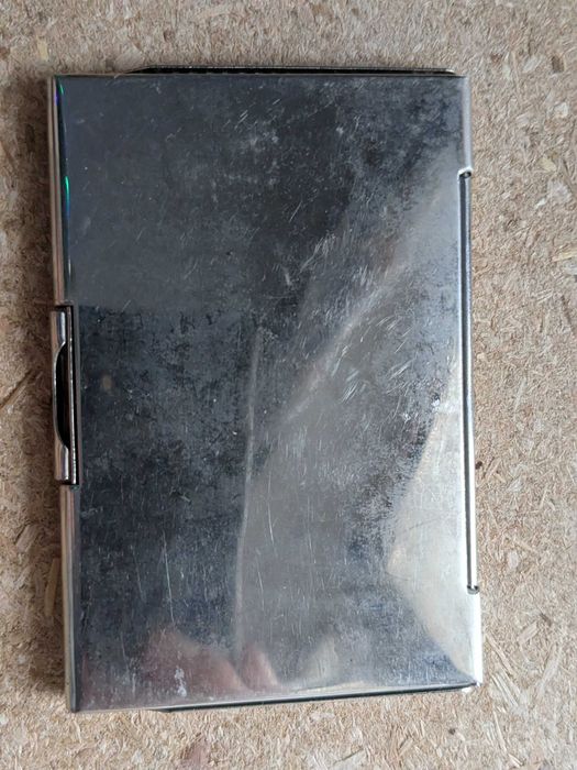 Візитниця металева