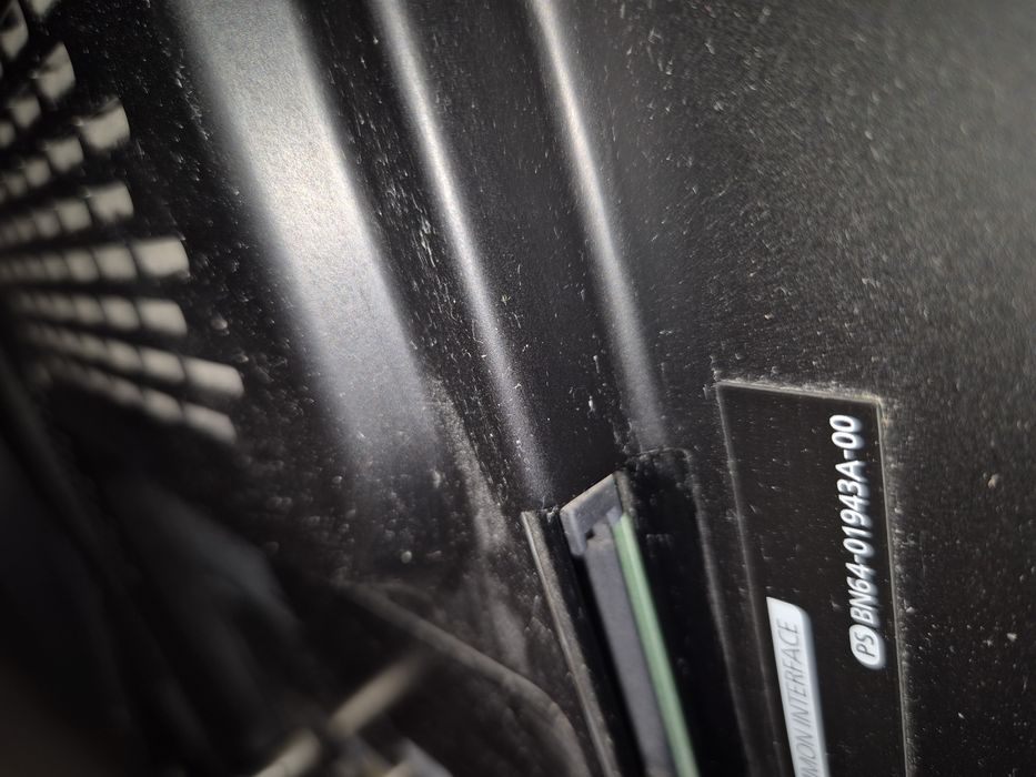 Telewizor 51" Plazmowy SAMSUNG PS51E450 z uchwytem