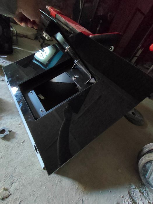 Masywna obudowa Okapu kominowego Okap szklany szklana