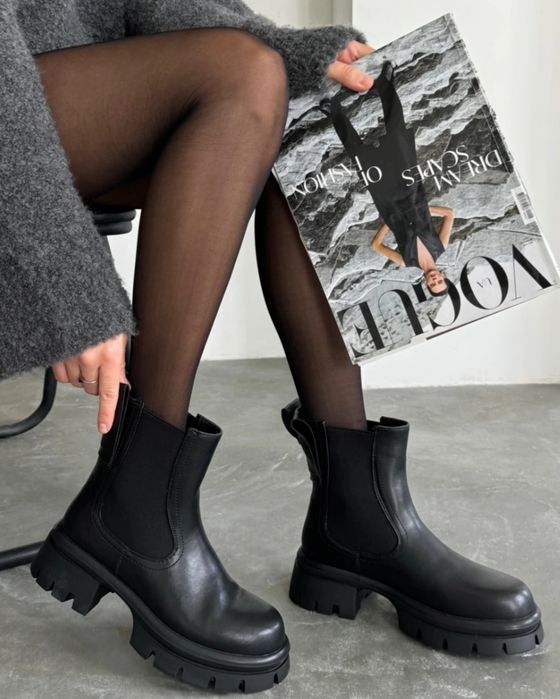 Черевики на масивній платформі