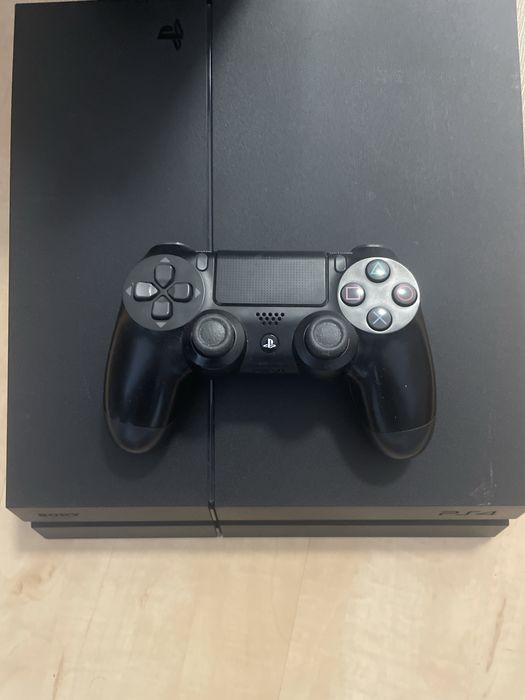 Konsola ps4 1tb zestaw orginalny pad