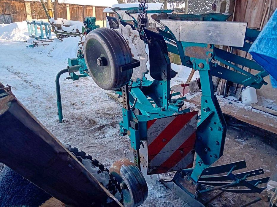 Плуг оборотний Eberhardt 3 корпусний як Lemken Europal 5 на кукурудзу
