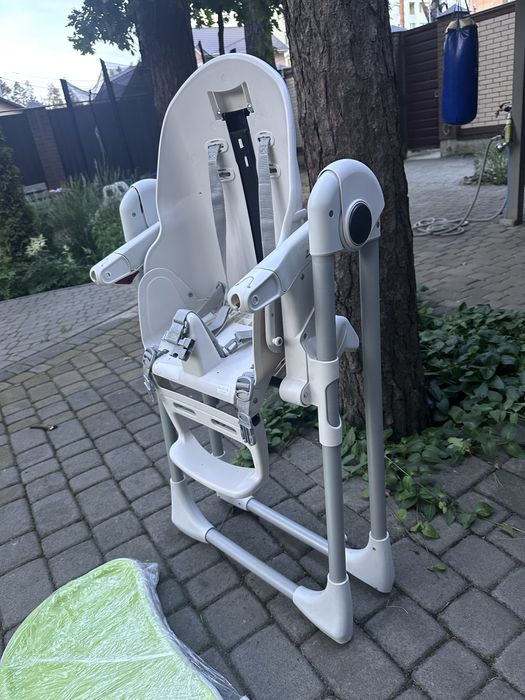 Стільчик для годування Peg perego
