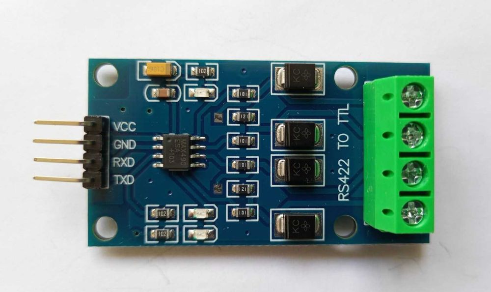 RS-422 полно дуплексный драйвер интерфейса с защитными супрессорами